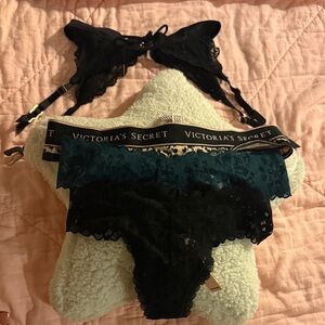Victoria's Secret Lace and cheetah thong set with garter for tights